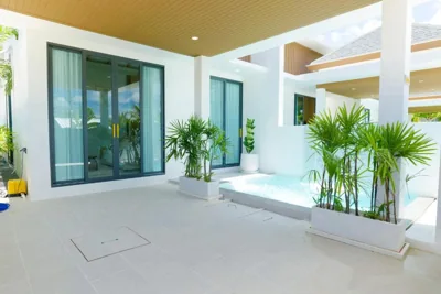 Villa con due camere da letto — Narinsaya Airport Relax Pool Villas